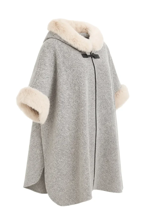 Poncho din lână cu blană P18
