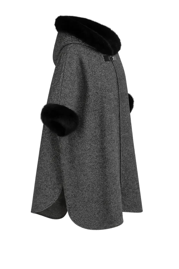 Poncho din lână cu blană P20